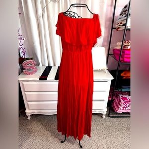 👗Beautiful Red Maxi Dress